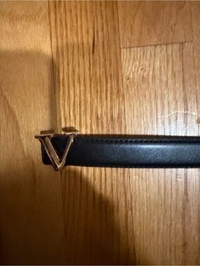 Women’s Black Leather Belt with Gold V Accent